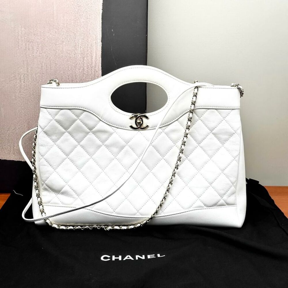 Chanel Women Pre-Loved Bag Very Good Condition